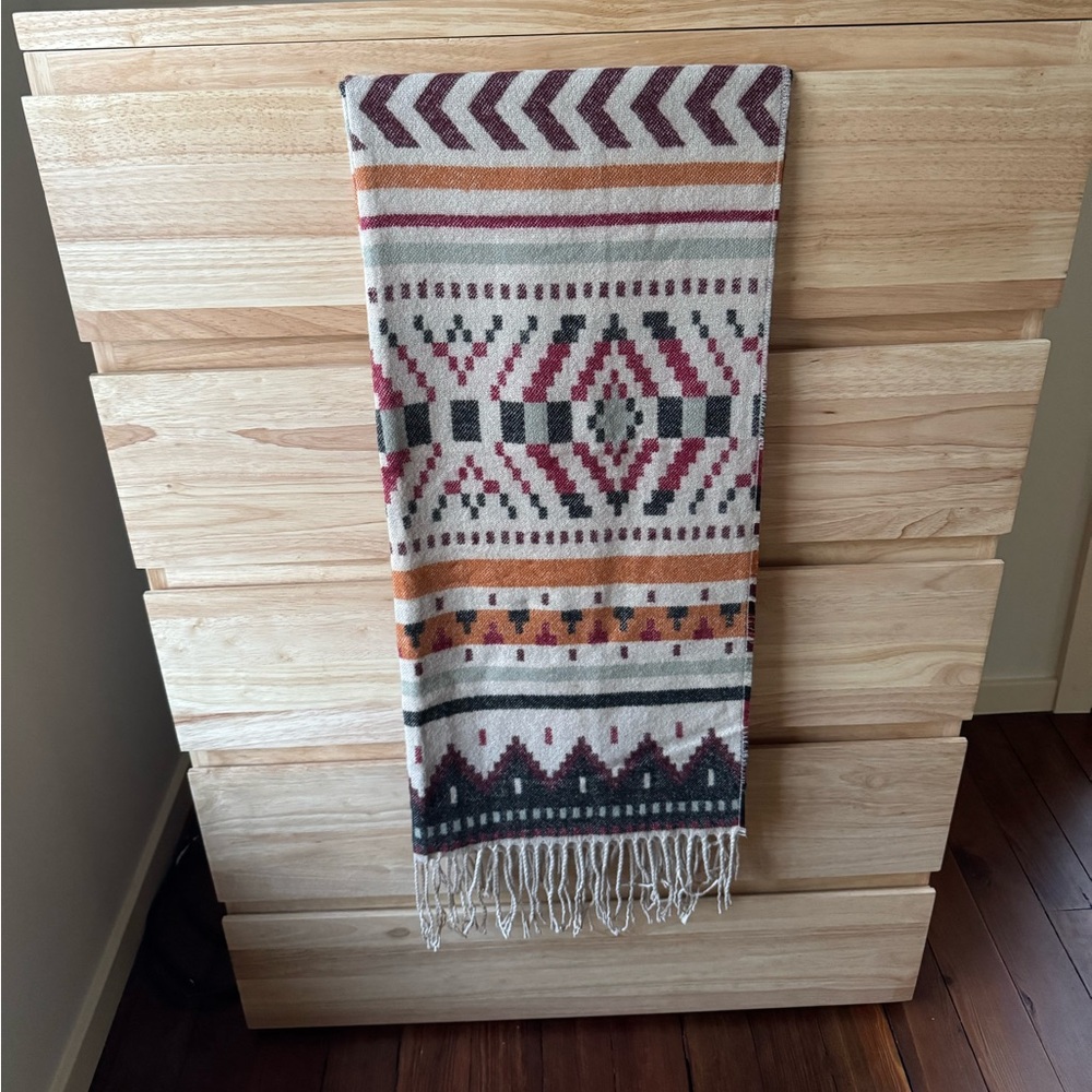 Pistil Patterned Scarf